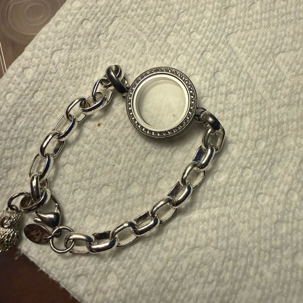 Origami Owl 7” Silver Dangle Bracelet